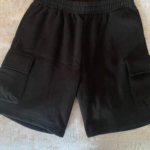 Supreme Small Box Baggy Cargo Sweatshort - Picture 5 of 10